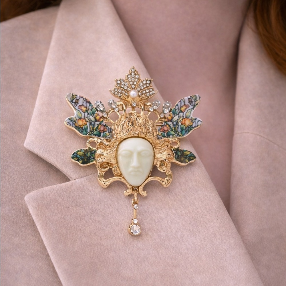 Face Mask Surrealism Gold Jewel Brooch